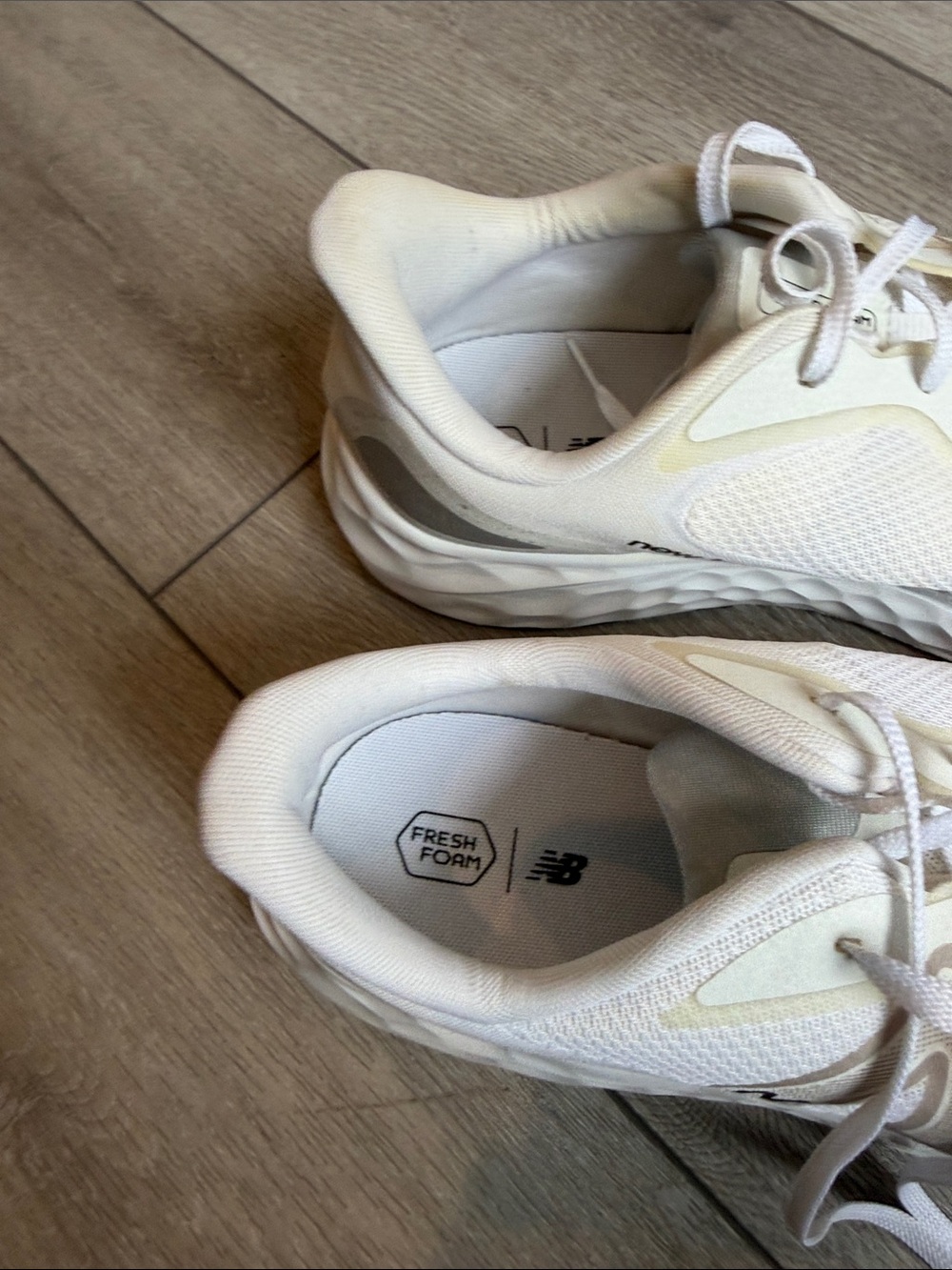 New Balance Fresh Foam Arishi Men’s White Running Shoes size 14 - Picture 4 of 9